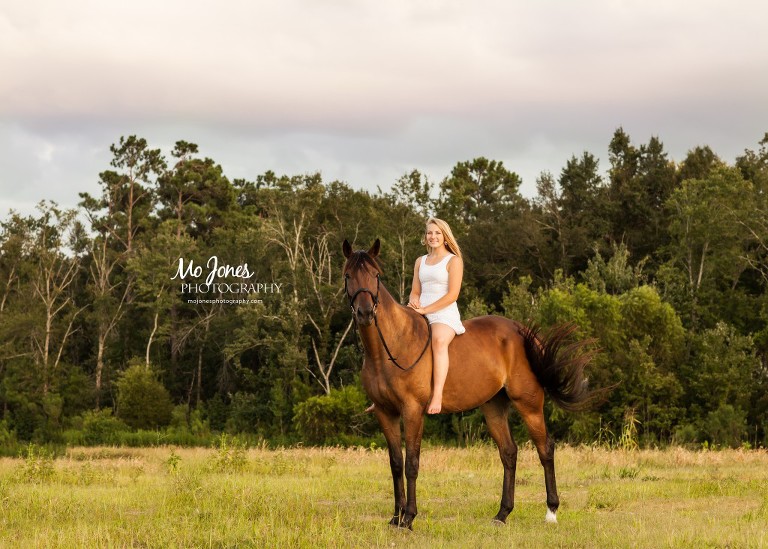 Charleston and Moncks Corner Senior Photographer