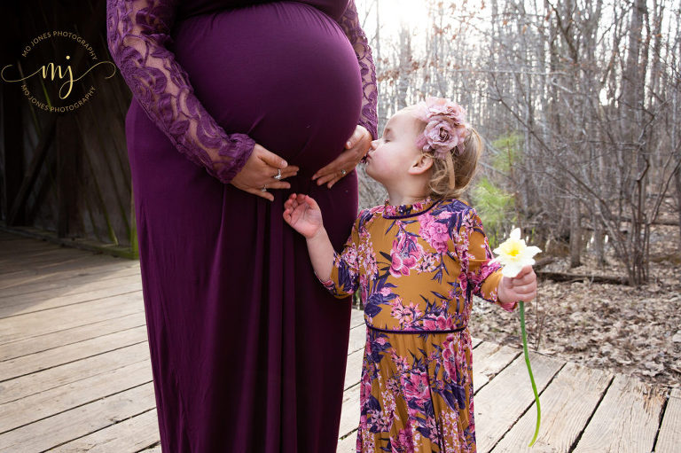 Maternity Photographer Huntsville, Alabama